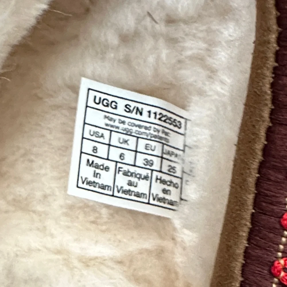 women UGG Tazz Brown Suede Slip-Ons with Red Trim sz 8 - Picture 4 of 7
